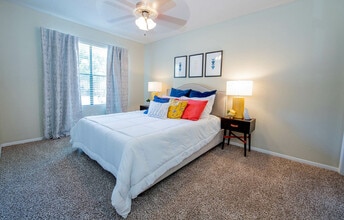 Emberwood in Lafayette, LA - Building Photo - Building Photo