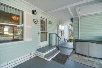 5229 Hartford Ln in Wildwood, FL - Building Photo - Building Photo