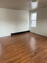 4 Broad St, Unit 3 in Beaver Meadows, PA - Building Photo - Building Photo