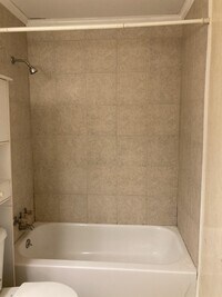 220-2-B 1/2 N Wright St photo'