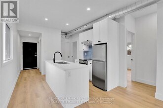 109 Russell Ave in Ottawa, ON - Building Photo - Building Photo