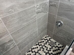 448 E 40th St in Hialeah, FL - Building Photo - Building Photo