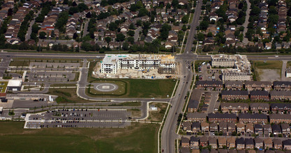 6Ten Apartments in Milton, ON - Building Photo - Building Photo