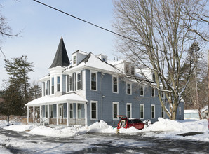 Arborlea Apartments in Brentwood, NY - Foto de edificio - Building Photo