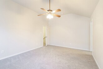 16700 Foursquare Dr in Conroe, TX - Building Photo - Building Photo