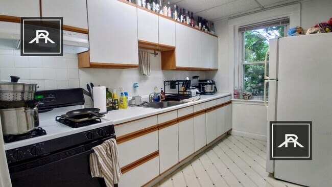property at 53 Manchester Rd
