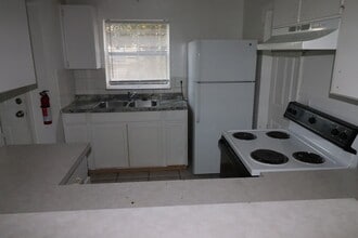 727 Lucaya Dr in Poinciana, FL - Building Photo - Building Photo