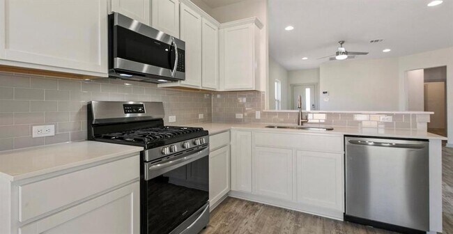 2100 Daleside Ln in Austin, TX - Building Photo - Building Photo
