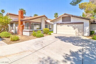 4413 Live Oak Dr in Las Vegas, NV - Building Photo - Building Photo