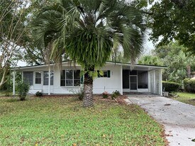 5921 SW 63rd Lane Rd in Ocala, FL - Building Photo