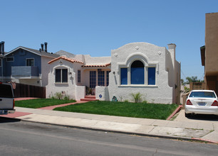 3764-3772 Villa Ter in San Diego, CA - Foto de edificio - Building Photo