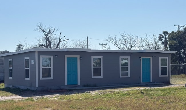 519 Claride St in Corpus Christi, TX - Building Photo - Building Photo