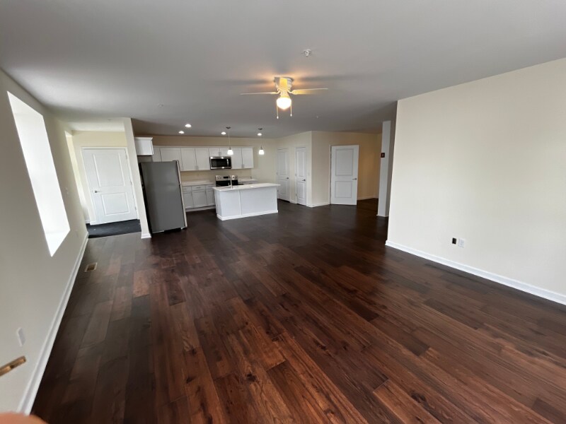 883 Broadway in Albany, NY - Building Photo