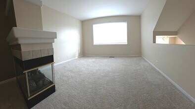 1719 Sienna Ct in Wheeling, IL - Building Photo - Building Photo