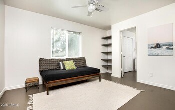 3914 E Cheery Lynn Rd in Phoenix, AZ - Building Photo - Building Photo