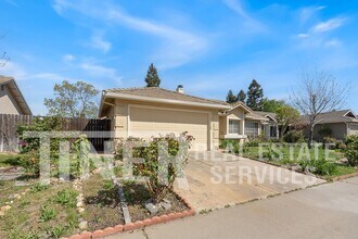 9071 Brevard Dr in Sacramento, CA - Building Photo - Building Photo