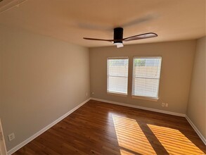 1710 Riverview St in Austin, TX - Building Photo - Building Photo