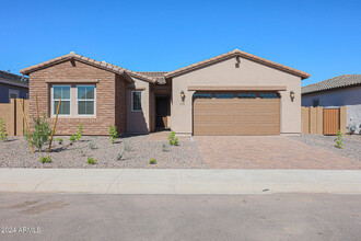 7702 W Jackrabbit Ln in Peoria, AZ - Building Photo - Building Photo