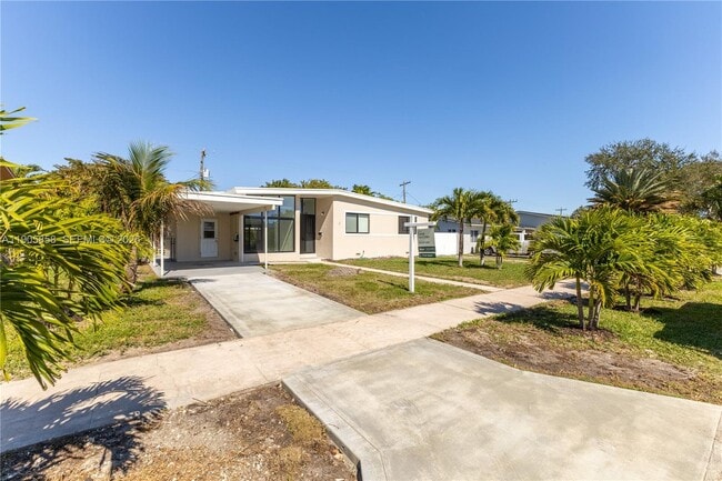 8531 SW 27th Terrace