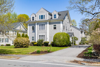 55 High ST in Andover, MA - Foto de edificio - Building Photo