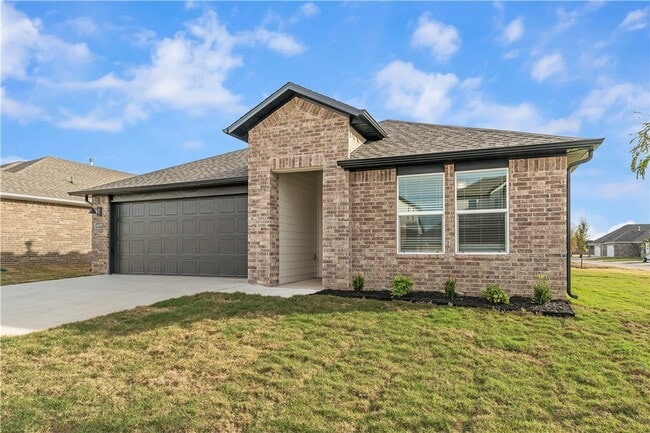 4695 W Aurora St in Fayetteville, AR - Building Photo - Building Photo