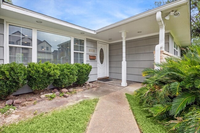 2006 Du Barry Ln in Houston, TX - Building Photo - Building Photo