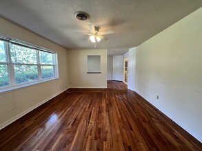 1113 Beachum Dr in Tallahassee, FL - Building Photo - Building Photo