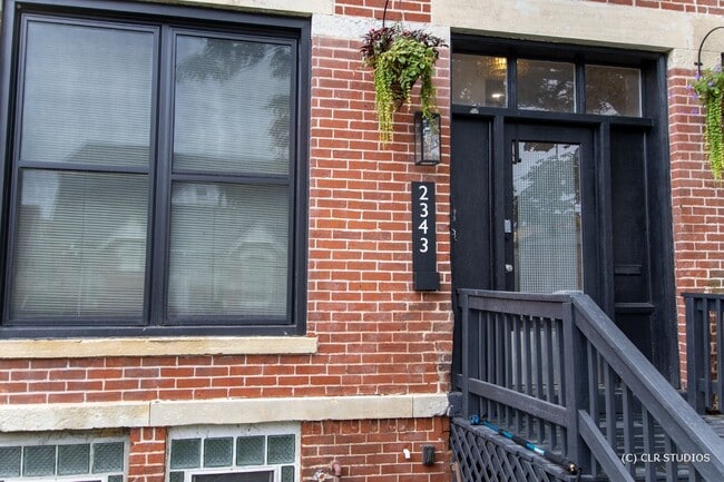 property at 2343 W Grenshaw St