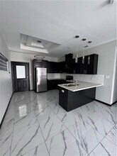 1420 E Hibiscus Ave in McAllen, TX - Building Photo - Building Photo