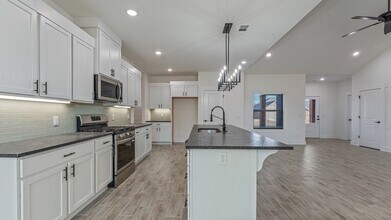 147 N Banner Ave in Farmington, AR - Building Photo - Building Photo