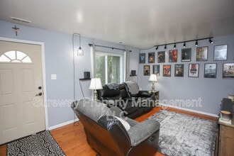 146 Shoreline Dr in Atco, NJ - Building Photo - Building Photo