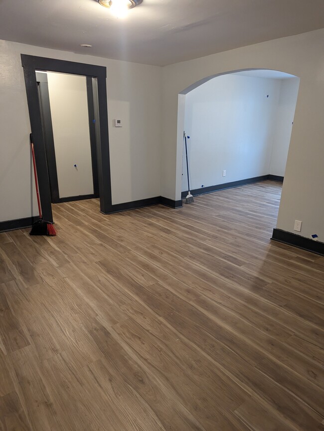 201 W 10th Ave, Unit 1