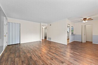 1501 Cowling Ave in Louisville, KY - Building Photo - Building Photo