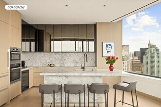 25 W 28th St in New York, NY - Building Photo - Building Photo