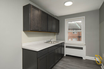 Oxford Gardens managed by Silverstone Prop... in Philadelphia, PA - Foto de edificio - Interior Photo