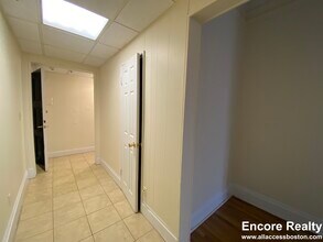 62 Boylston St, Unit 815 in Boston, MA - Building Photo - Building Photo