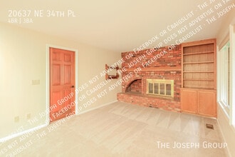 20637 NE 34th Pl in Sammamish, WA - Building Photo - Building Photo