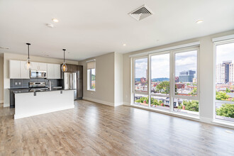 95 Saint in Boston, MA - Building Photo - Interior Photo