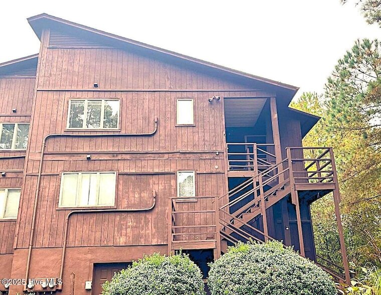 602 Dover St, Unit 602 in Southern Pines, NC - Building Photo