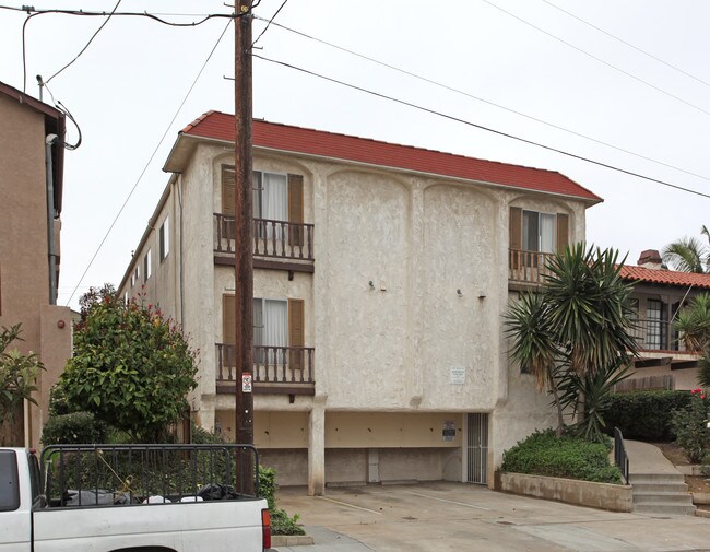 4345 Rialto St in San Diego, CA - Building Photo - Building Photo