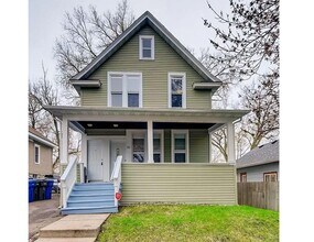 1648 Bush Ave in St. Paul, MN - Building Photo - Building Photo
