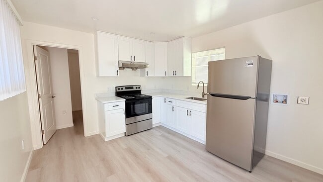 494 Meek Ave in Hayward, CA - Building Photo - Building Photo