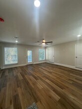 2446 Dundee Dr in Tallahassee, FL - Building Photo - Building Photo
