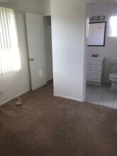 3460 Stoner Ave in Los Angeles, CA - Building Photo - Building Photo