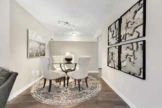 Northridge in Rochester Hills, MI - Building Photo - Building Photo
