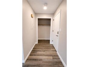 114 Lake Ave S in Spicer, MN - Building Photo - Building Photo