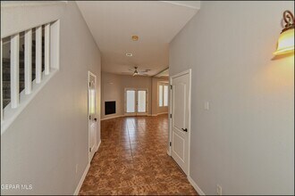 11651 Dos Palmas Dr in El Paso, TX - Building Photo - Building Photo
