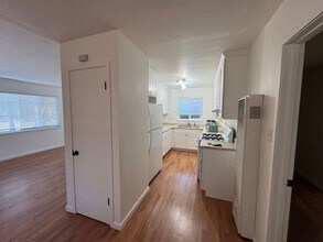 1211 Mayette Ave in Santa Rosa, CA - Building Photo - Building Photo