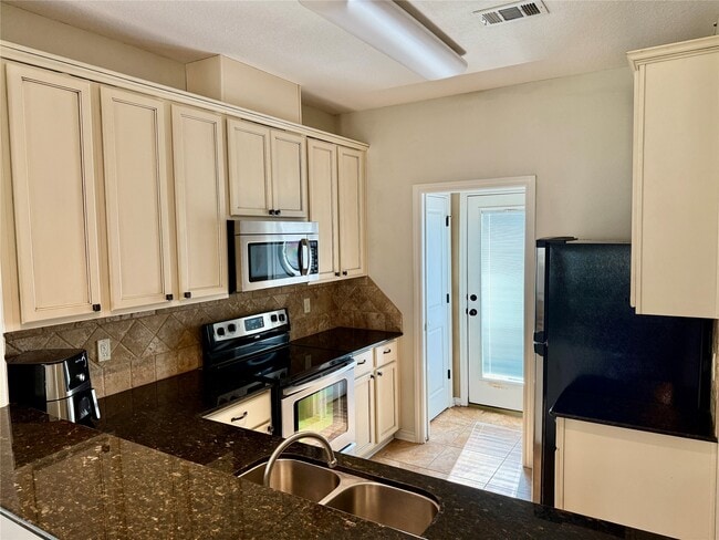 property at 3828 Black Hawk Ln