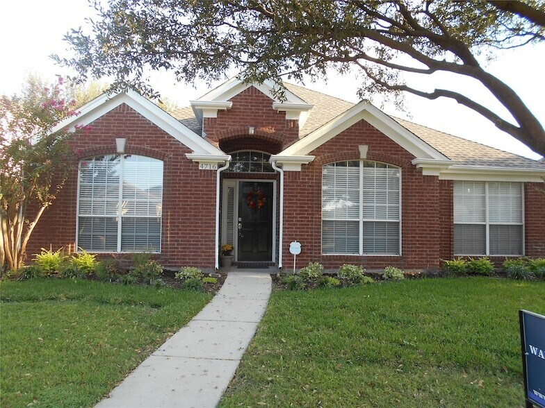 4716 Frost Hollow Dr in Plano, TX - Foto de edificio